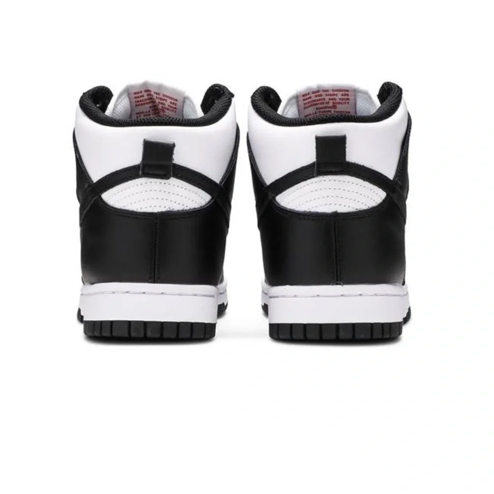 Nike Dunks - Picture 2 of 6